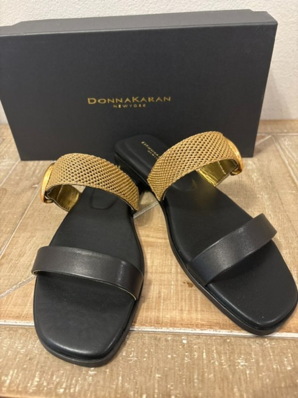 NEW Donna Karan New York Harwin Black Leather Slide Sandals Size 8